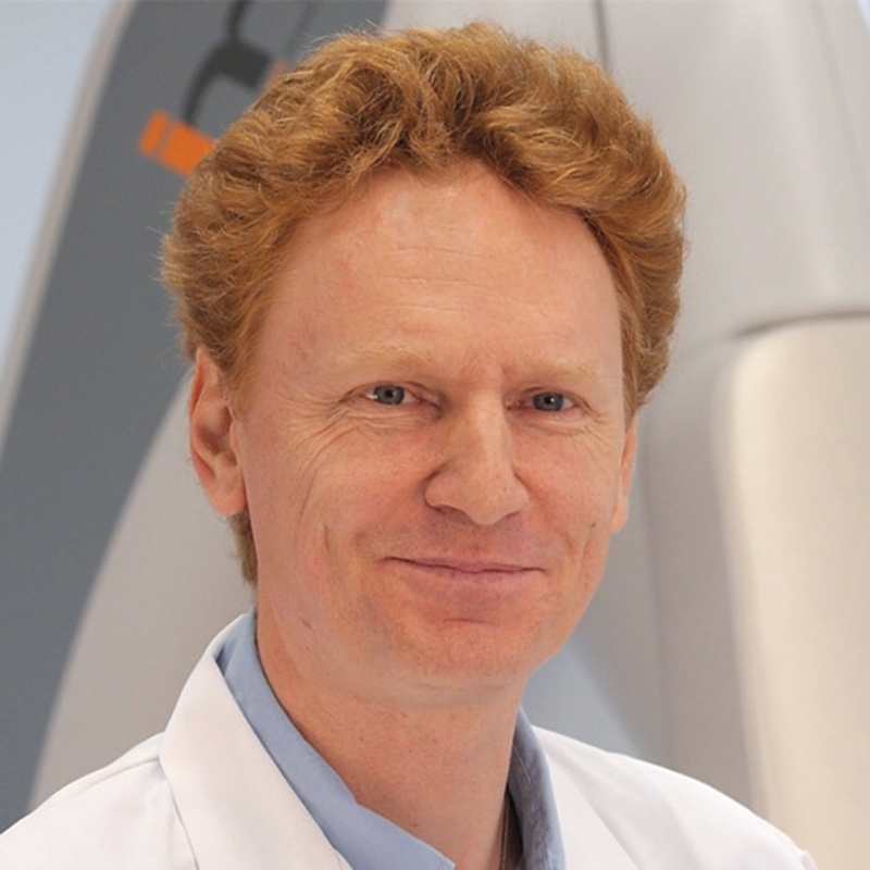 Dr. Andreas Mayr